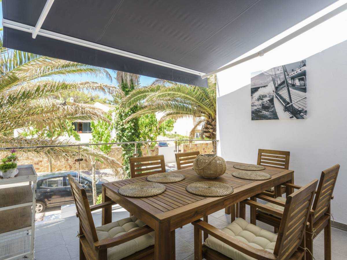Condominium in Ferrerias, Balearic Islands 10130944