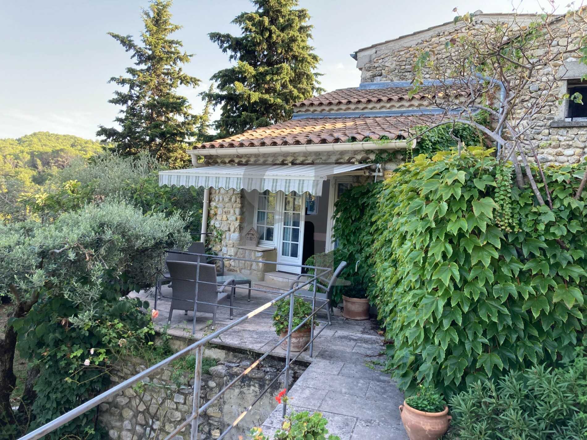 casa en Vaison-la-Romaine, Provenza-Alpes-Costa Azul 10131123