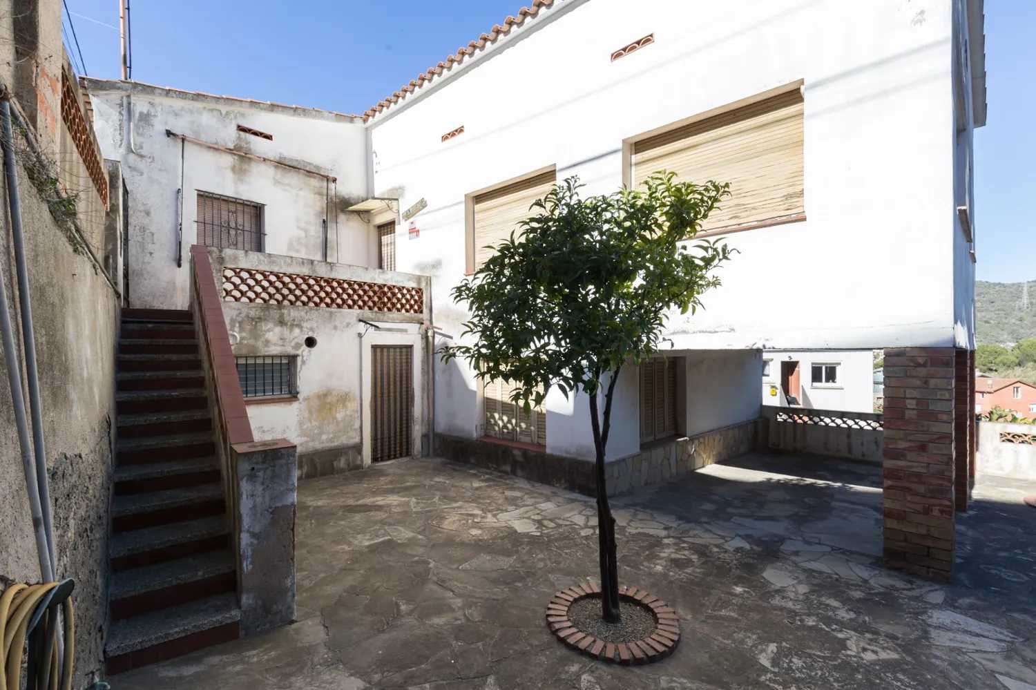 House in Sant Just Desvern, Catalonia 10132059