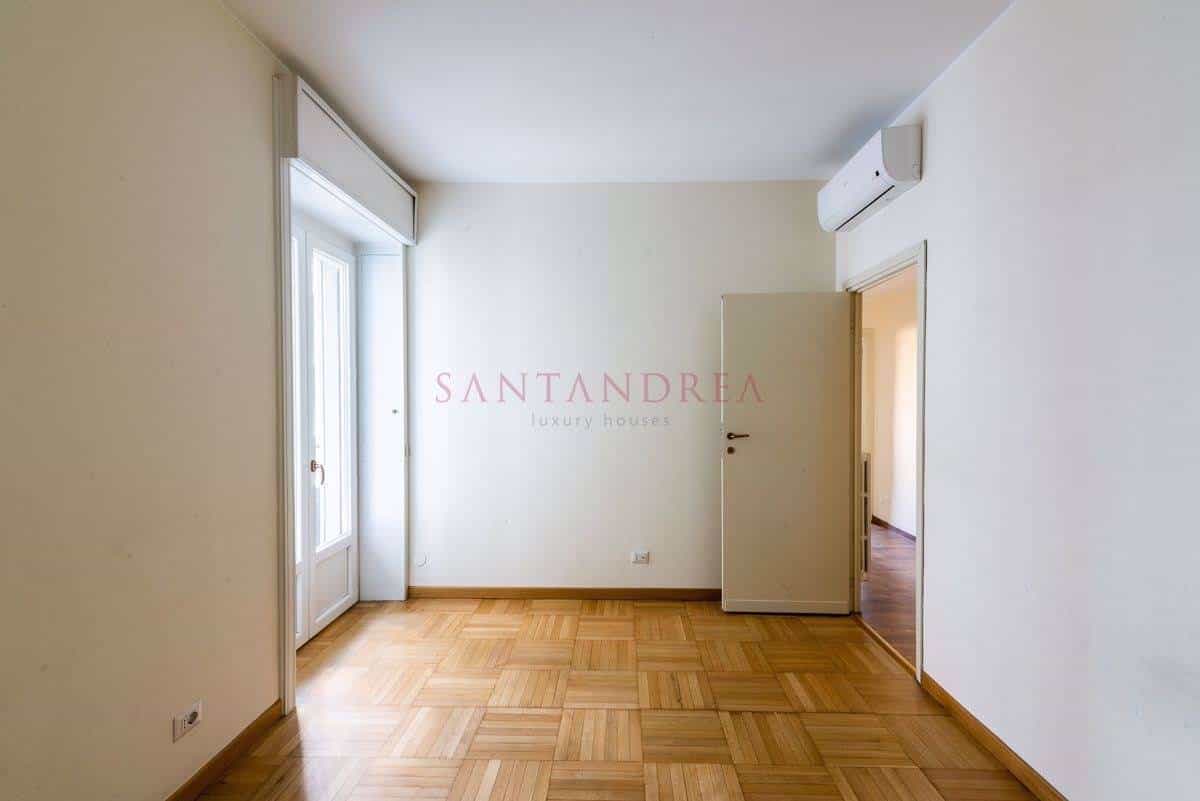 公寓 在 Milan, Lombardy 10132109