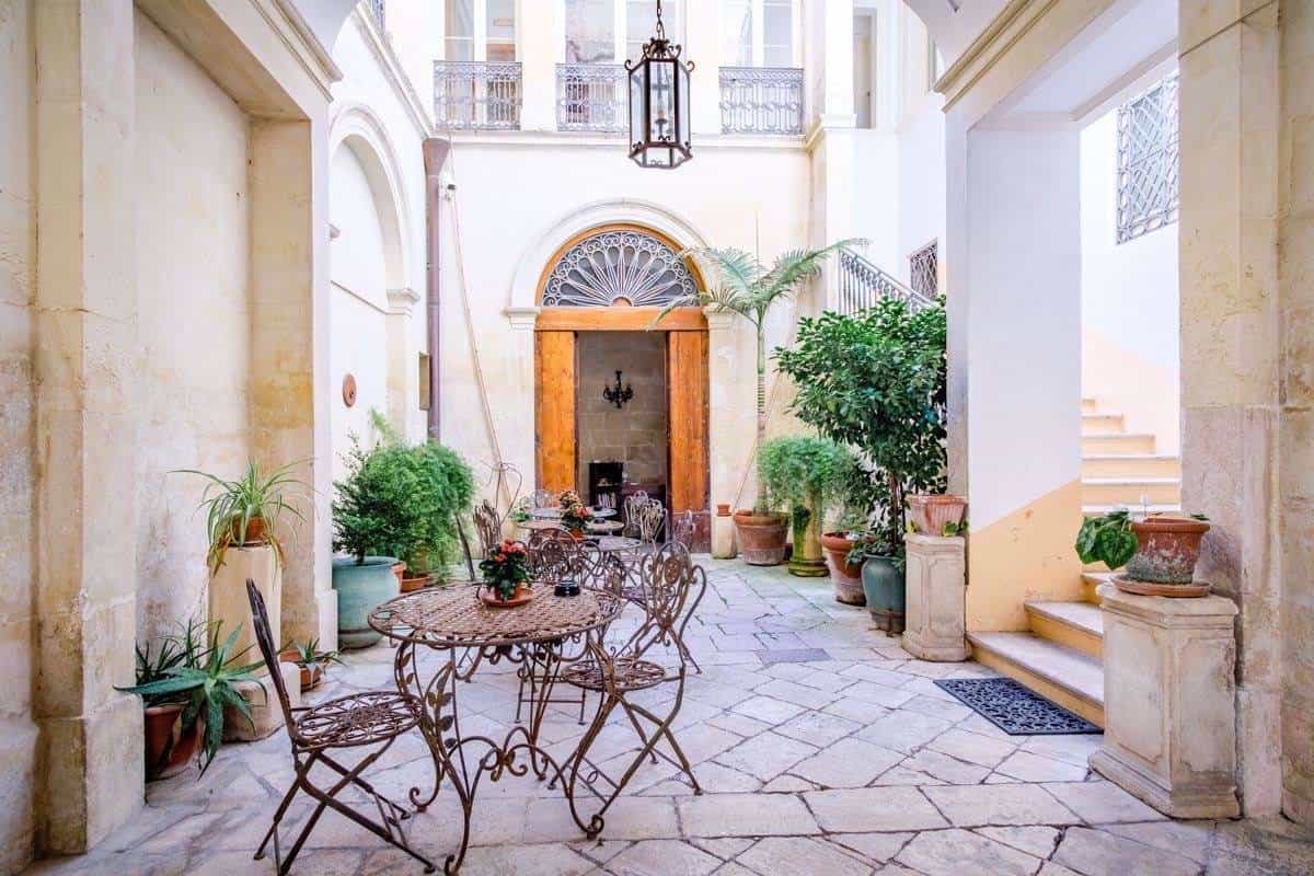 Condominium in Lecce, Apulia 10132110