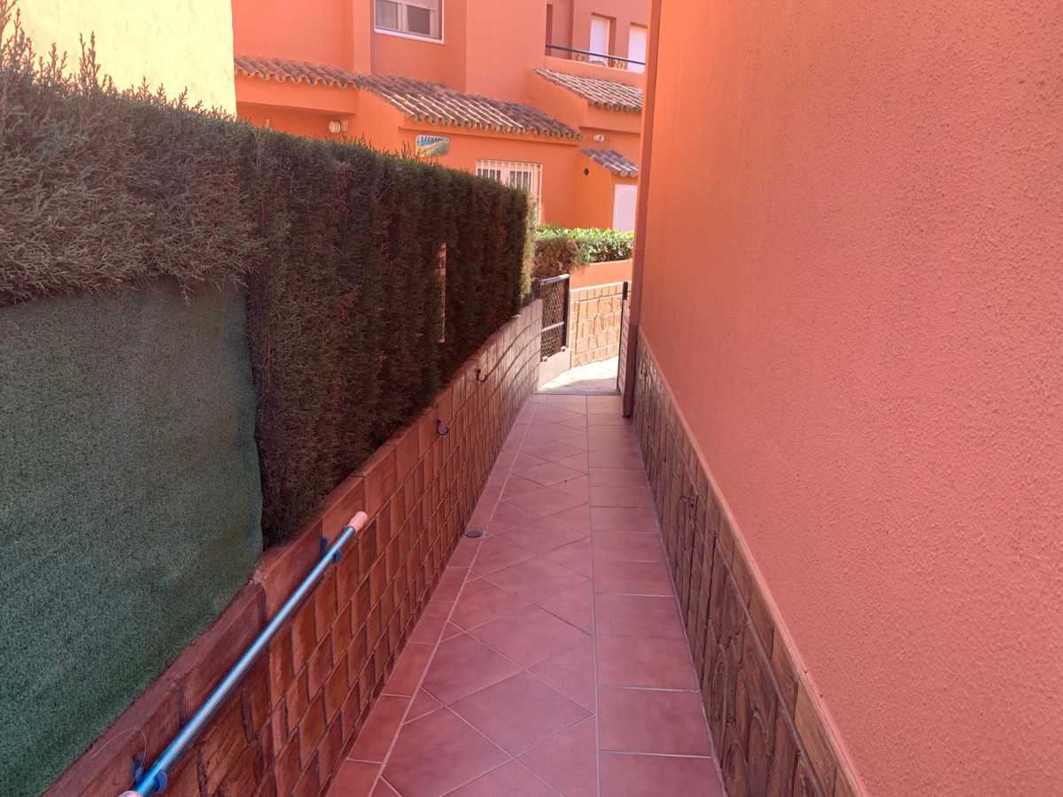 House in Manilva, Andalusia 10132668