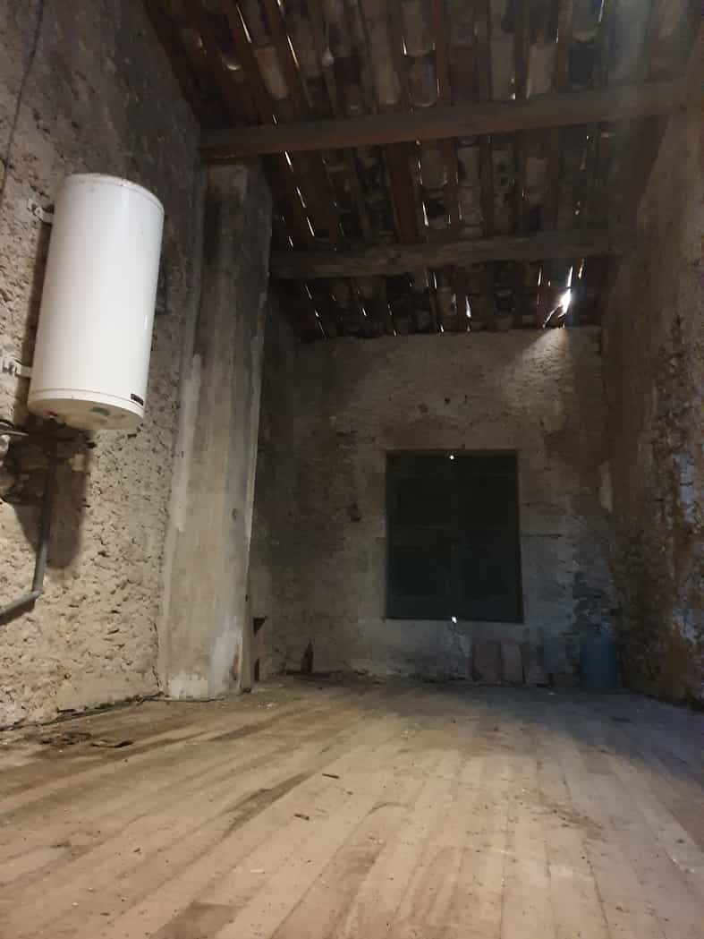 Dom w Thézan-lès-Béziers, Occitanie 10132748