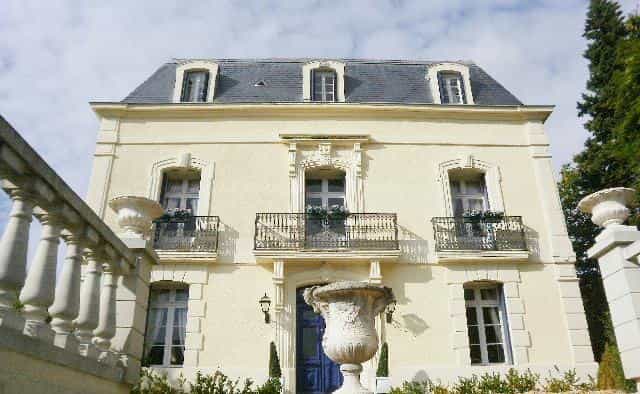 Rumah di Lamalou-les-Bains, Occitanie 10132827