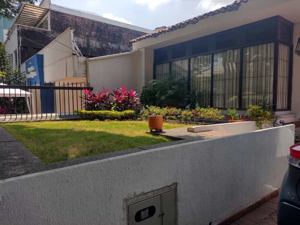 بيت في Cali, Valle del Cauca 10132864