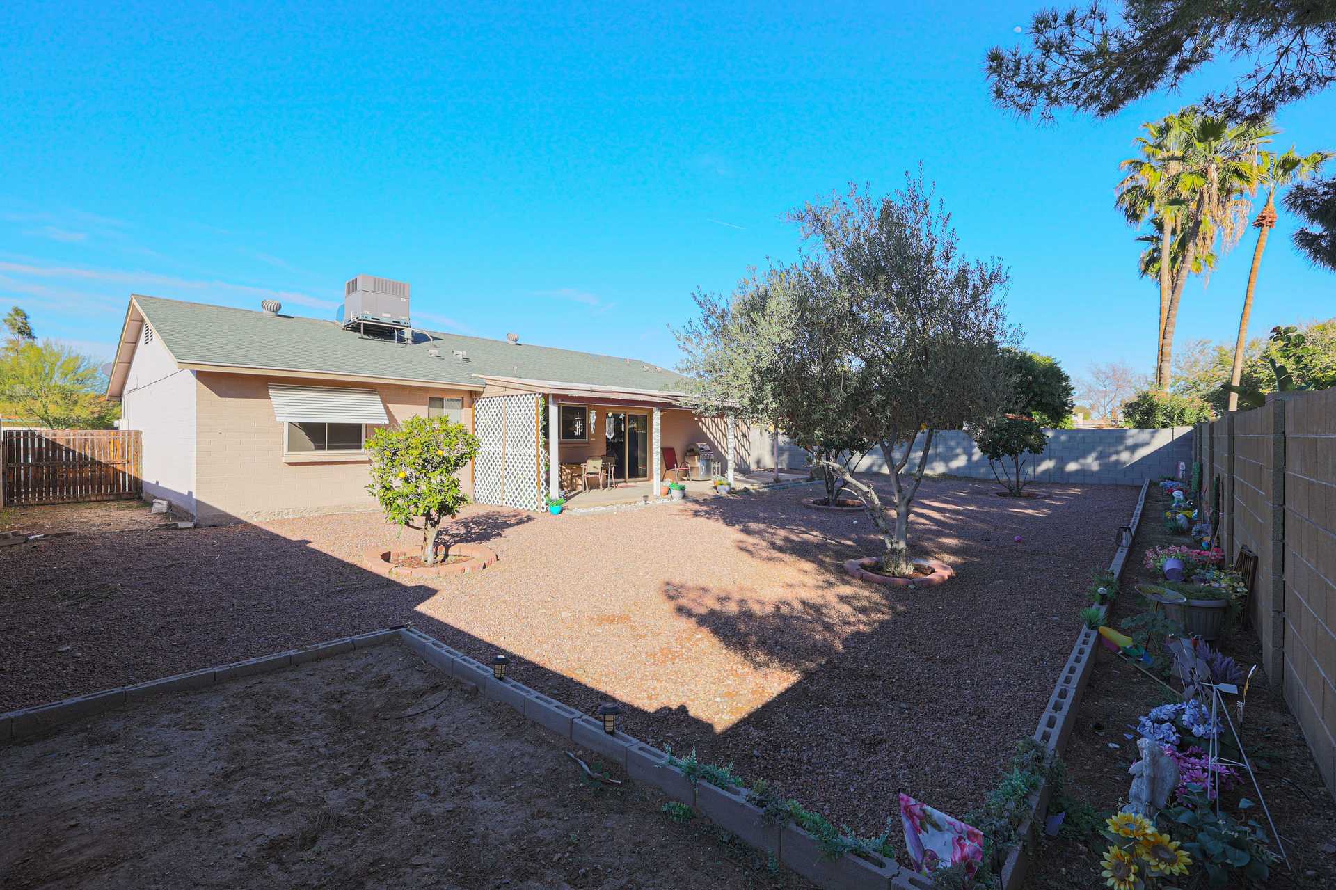 House in Glendale, Arizona 10133379