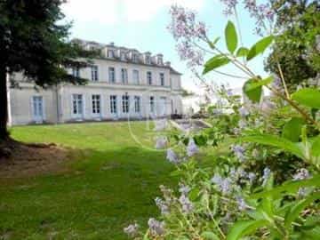 House in Gardes, Nouvelle-Aquitaine 10133719