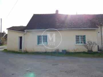 House in Brigueil-le-Chantre, Nouvelle-Aquitaine 10133784