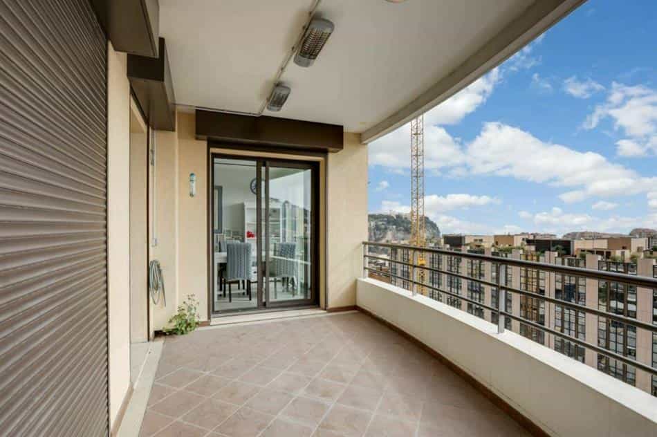 Condominium in Saint-Antoine, Provence-Alpes-Cote d'Azur 10134075