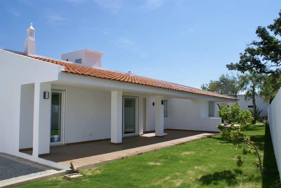 Будинок в Rossio ao Sul do Tejo, Сантарем 10134120