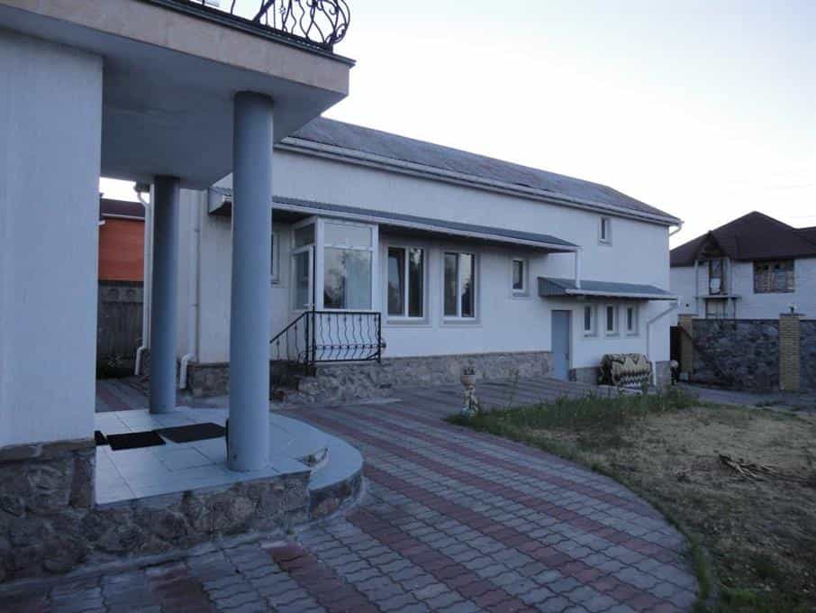 casa en Dobrovelychkivka, Óblast de Kirovohrads'ka 10134225