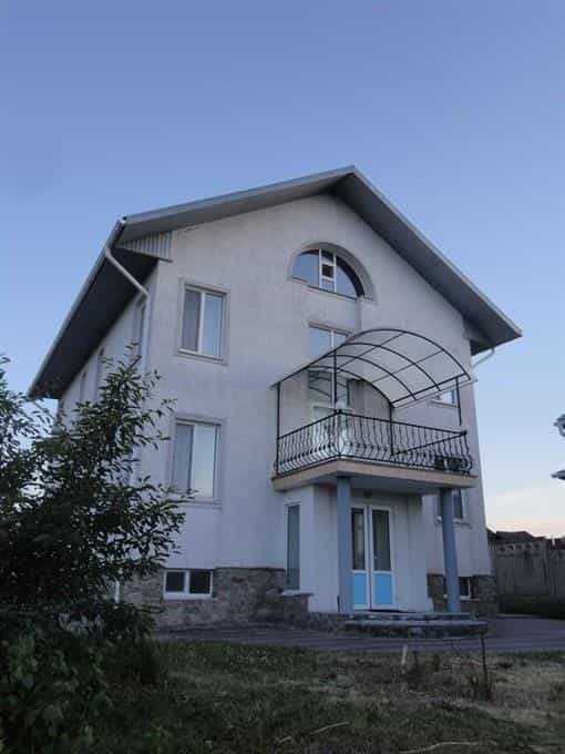 loger dans Dobrovelitchkivka, Kirovohrads'ka Oblast' 10134225
