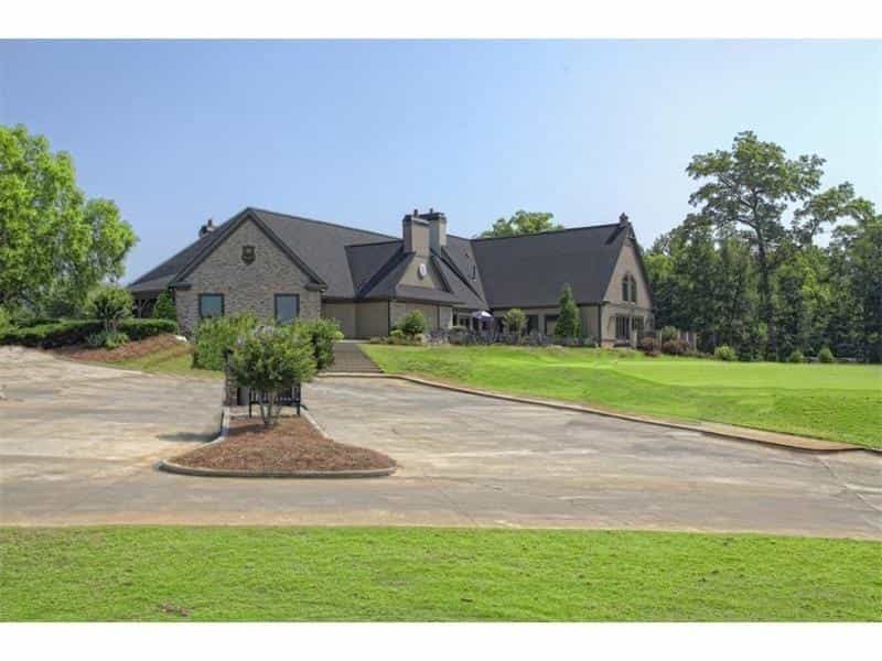 House in Flowery Branch, Georgia 10134336