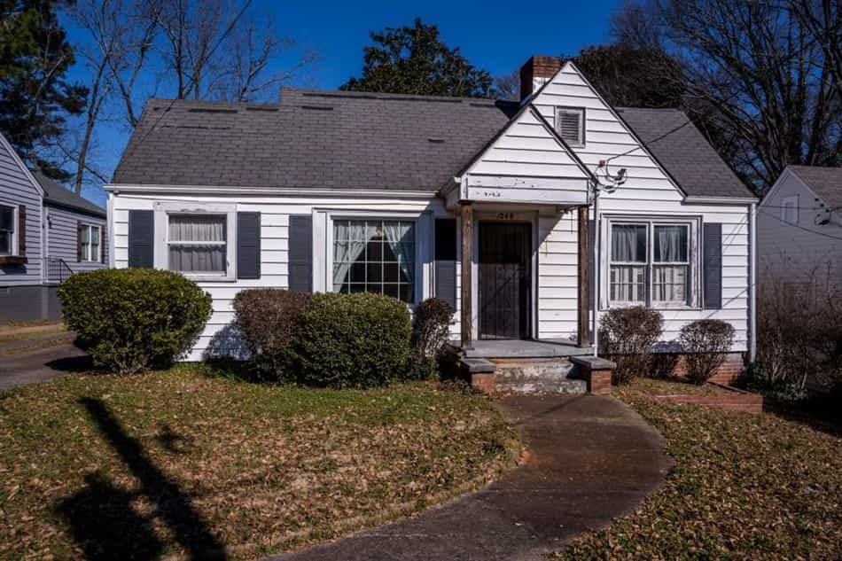House in Eastland Heights, Georgia 10134370