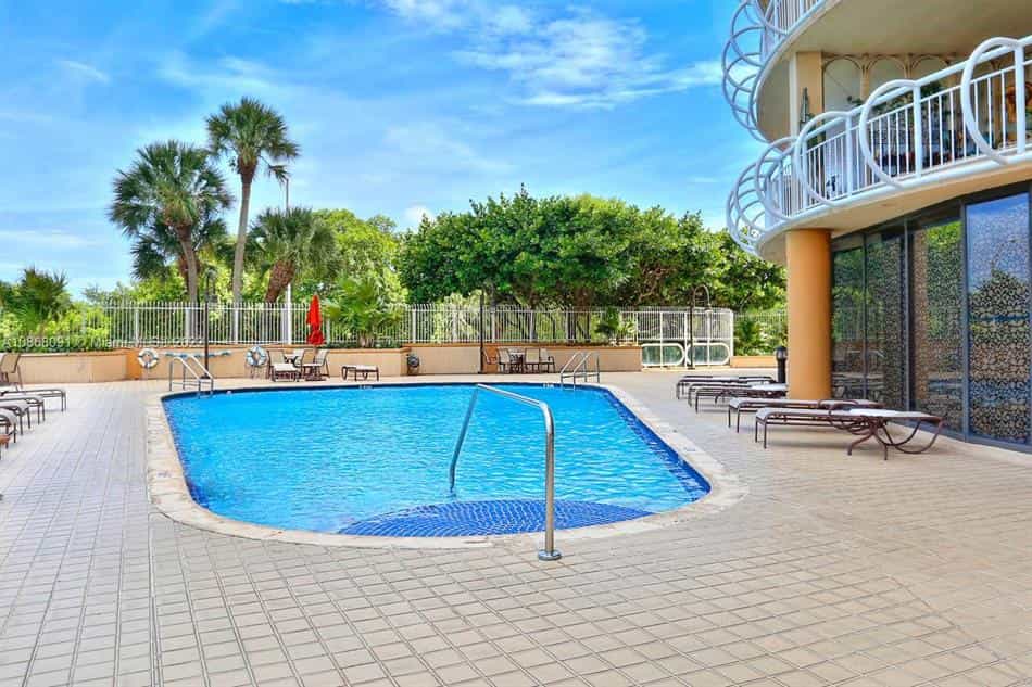 Condominium dans Miami, Florida 10134774