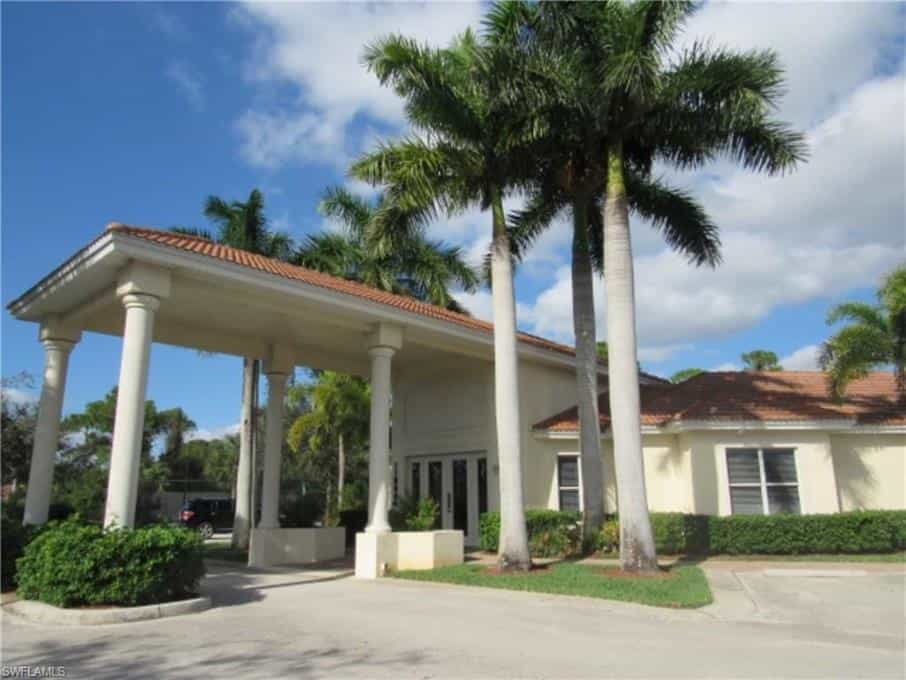Condominium dans Fort Myers, Florida 10134798