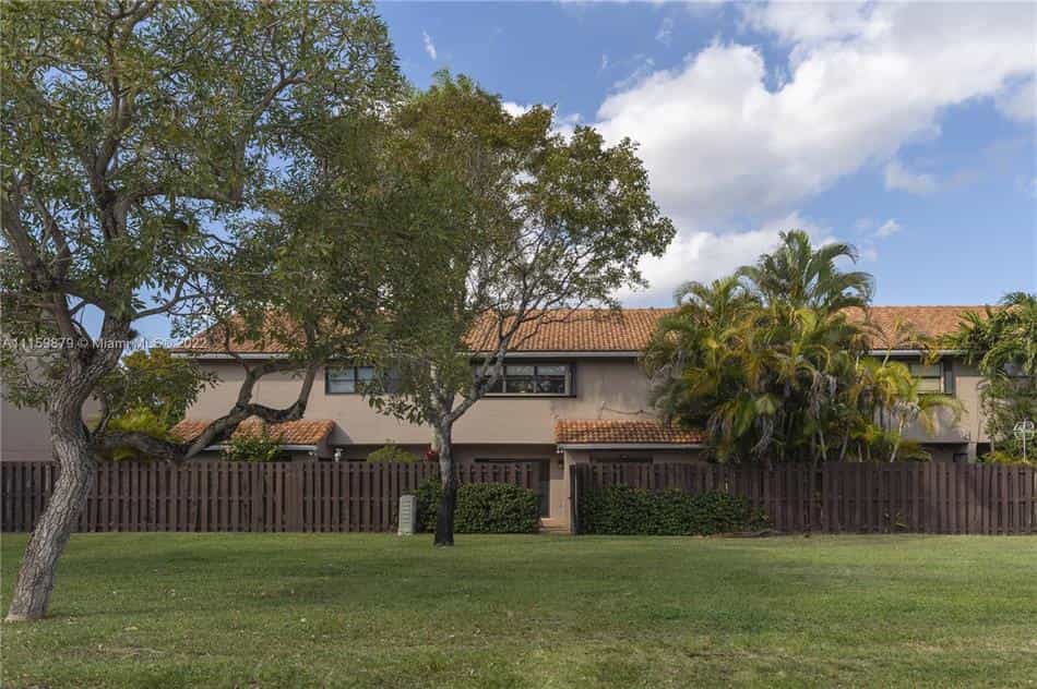 House in Miami, Florida 10134842