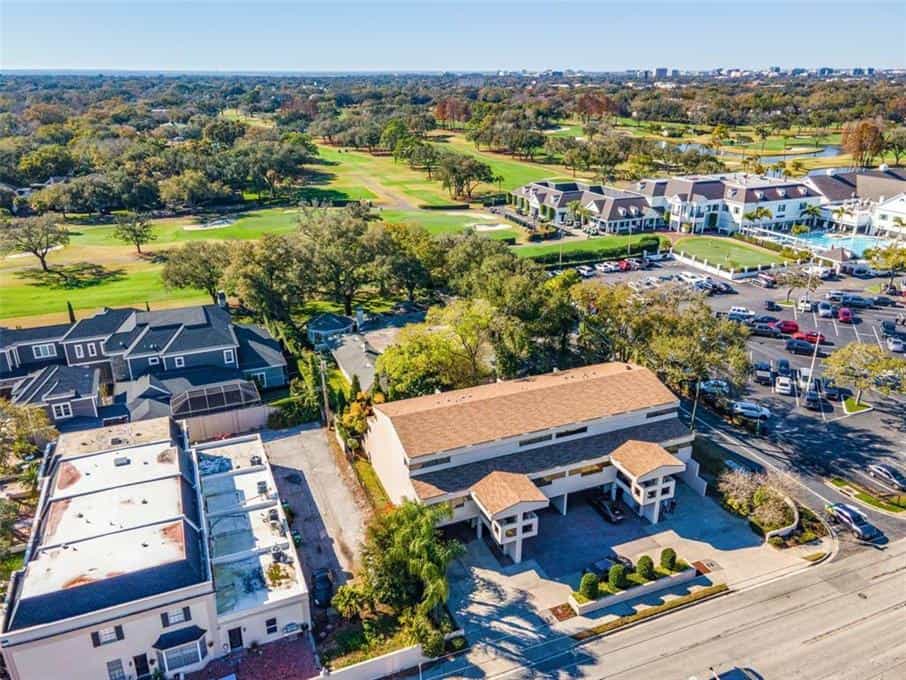 Condominium in Palma Ceia, Florida 10134942