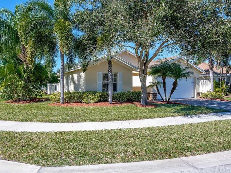 House in Royal Poinciana Park, Florida 10135001