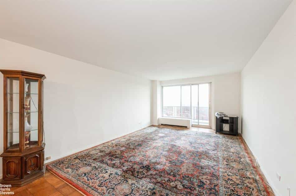 公寓 在 布鲁克林庄园, 纽约 10135215