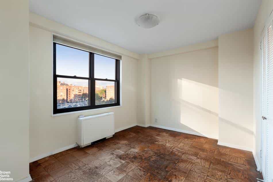 Condominium in , New York 10135219