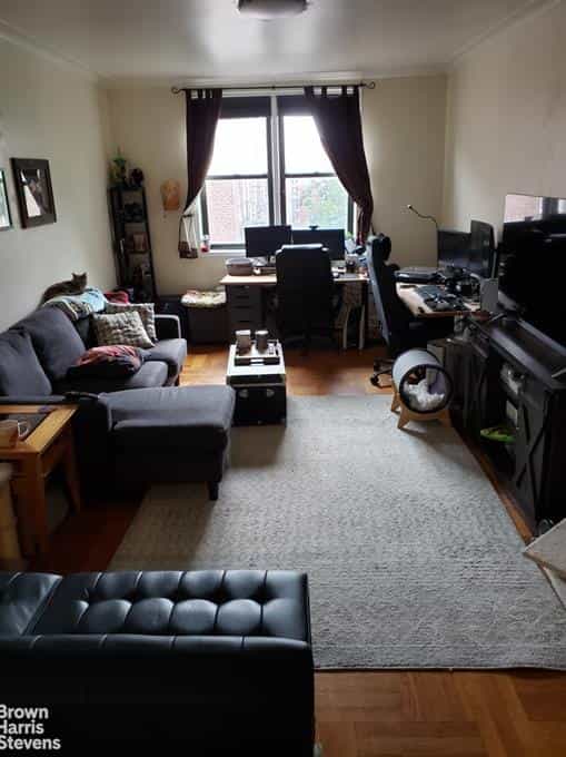 公寓 在 Brooklyn Manor, 紐約 10135228