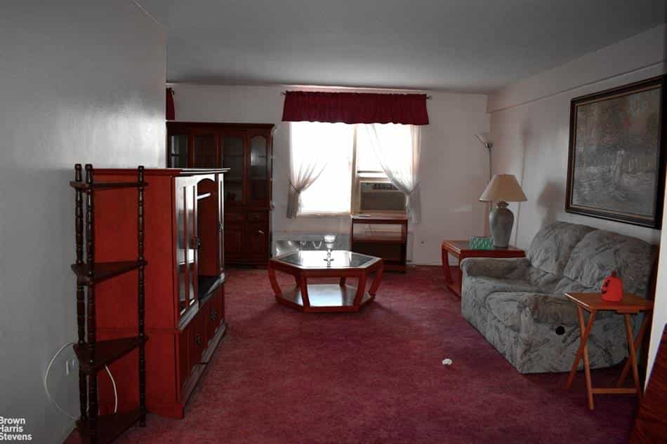 Квартира в Queens, New York 10135469