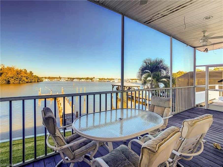 House in Fort Myers Beach, Florida 10135859