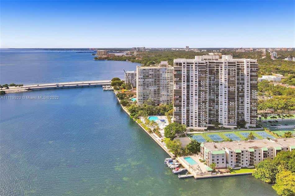 Condominio en Miami, Florida 10135900