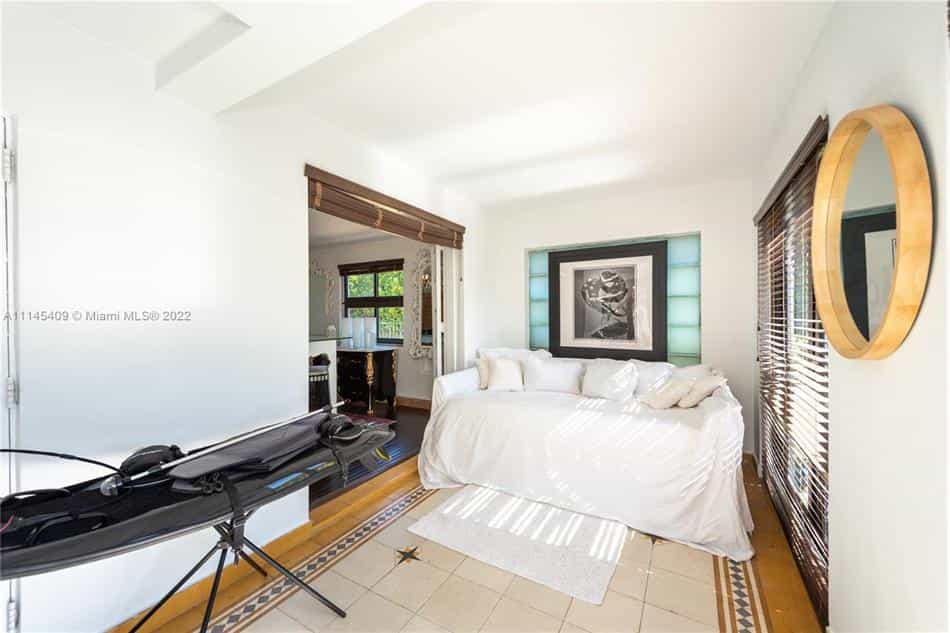 Condominium in Miami, Florida 10135901