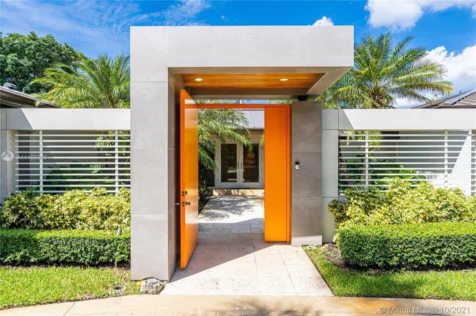 Condominium in Dennenboom, Florida 10135914