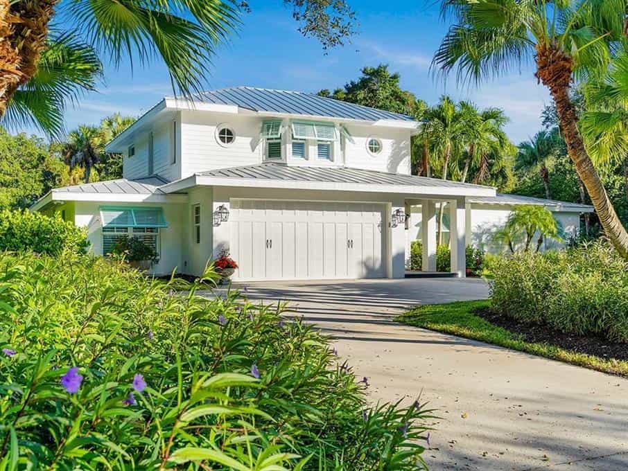 House in Riomar, Florida 10136003