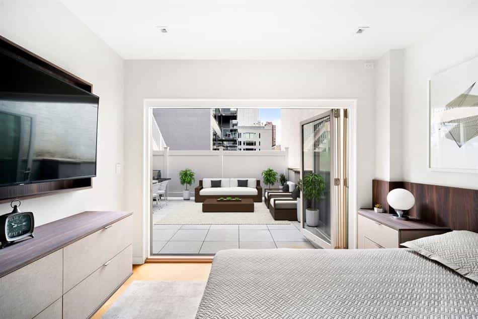 Condominium in Manhattan, New York 10136195