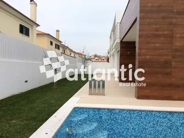 Real Estate in Abobada, Lisboa 10136691