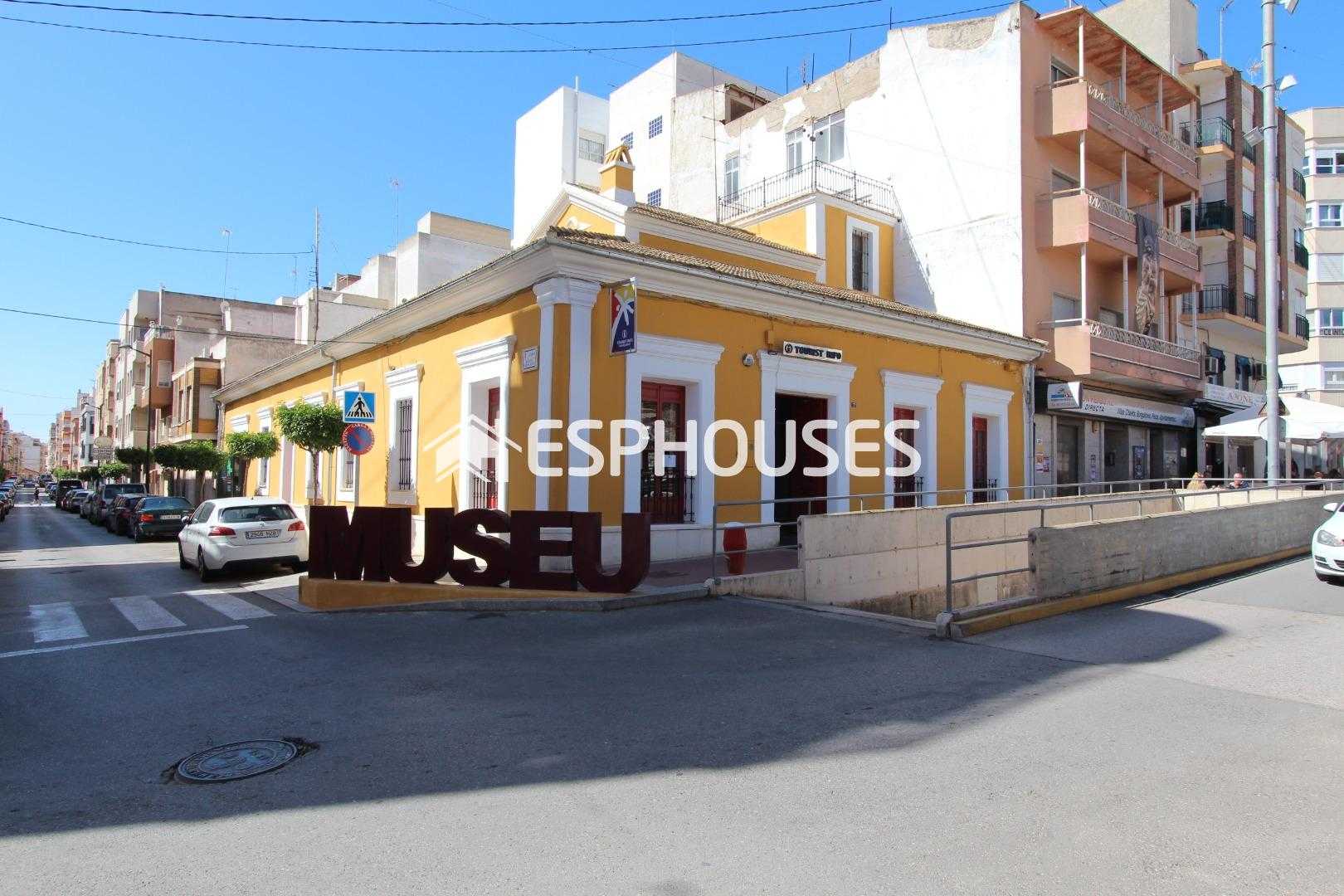 Будинок в Гуардамар дель Сегура, Валенсія 10136979
