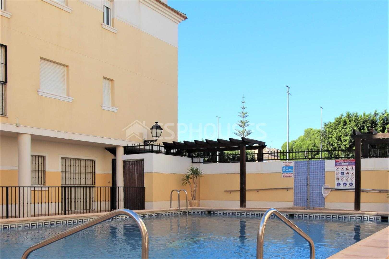 Condominium in Benijofar, Valencia 10137150