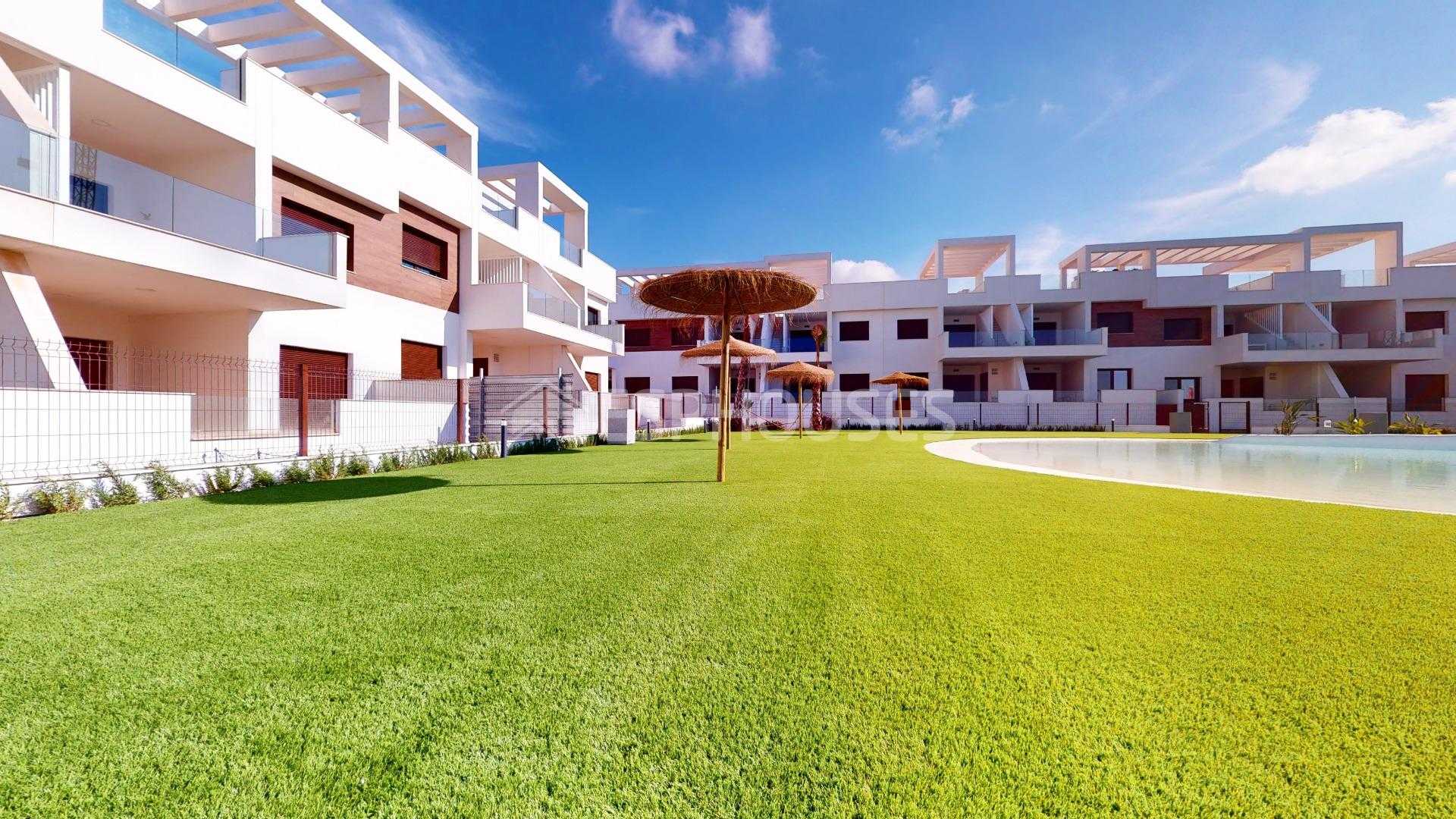 Condominium in La Marquesa, Valencia 10137193