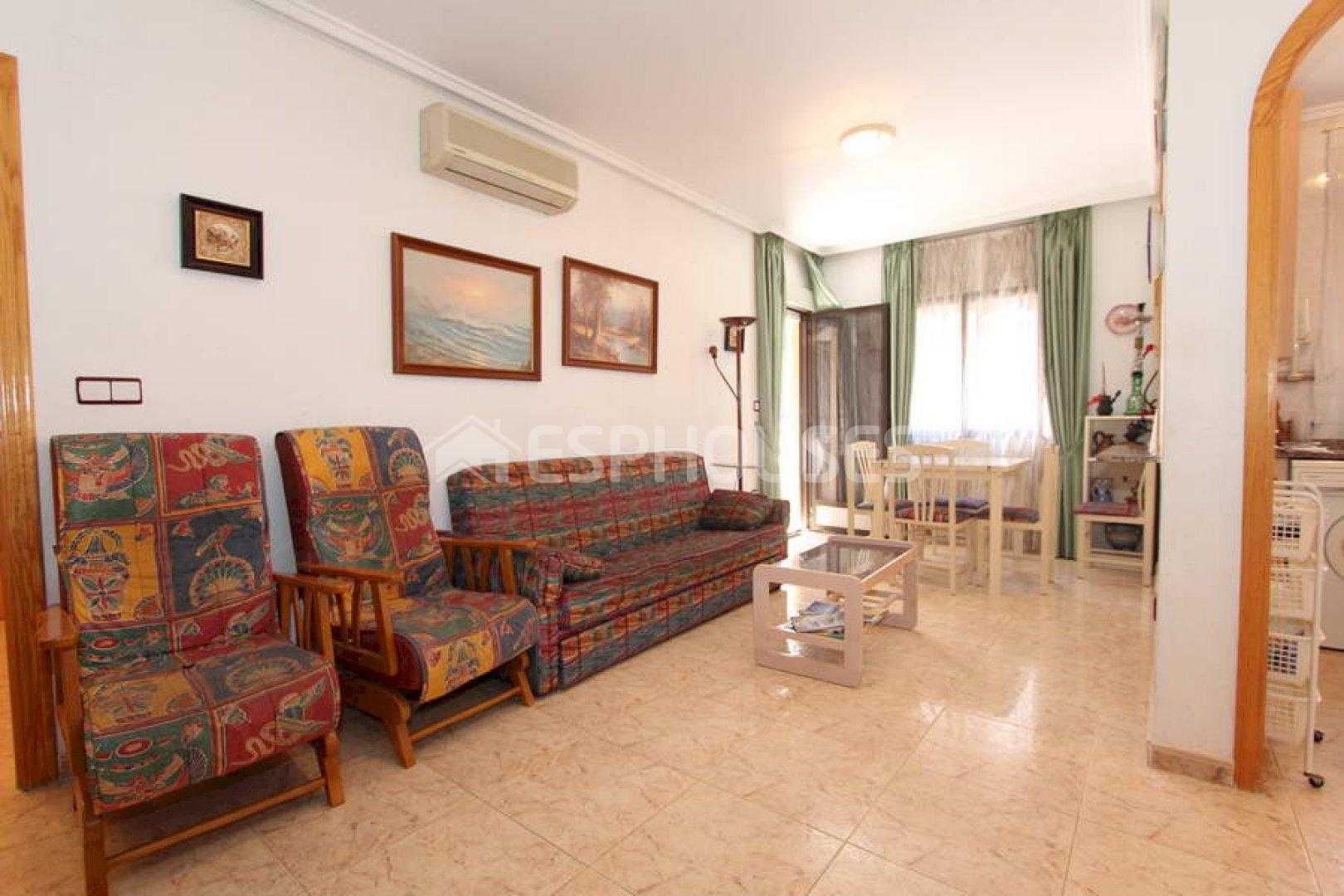 Condominium in Guardamar del Segura, Valencia 10137281