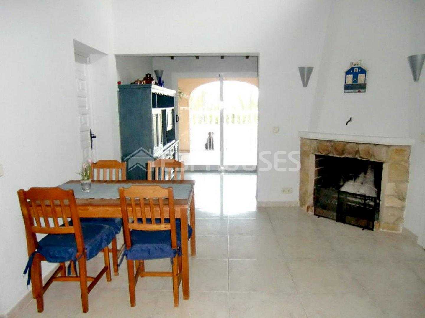 casa en El Tossal, Comunidad Valenciana 10137359