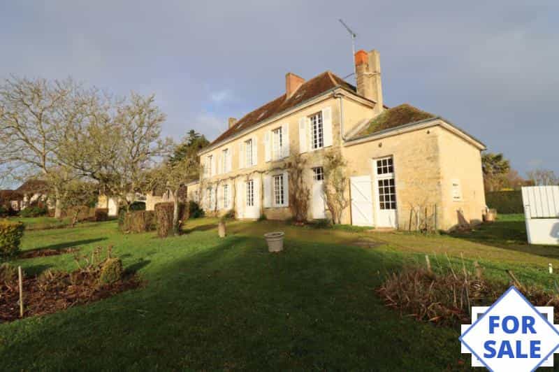 Hus i Villaines-la-Carelle, Pays de la Loire 10137533