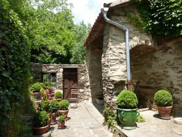 rumah dalam Gabian, Occitanie 10137542
