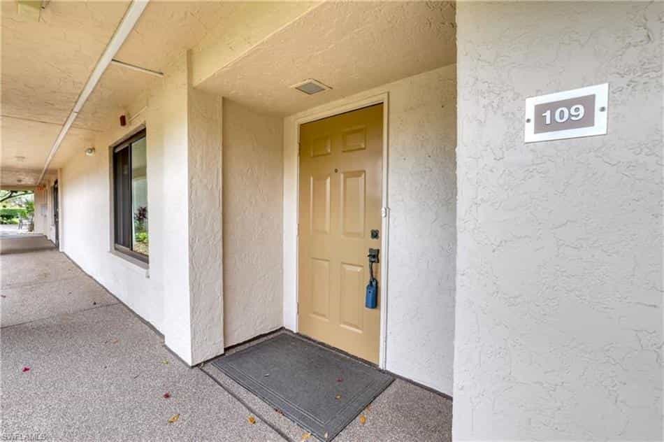 Condominium in Villas, Florida 10137562