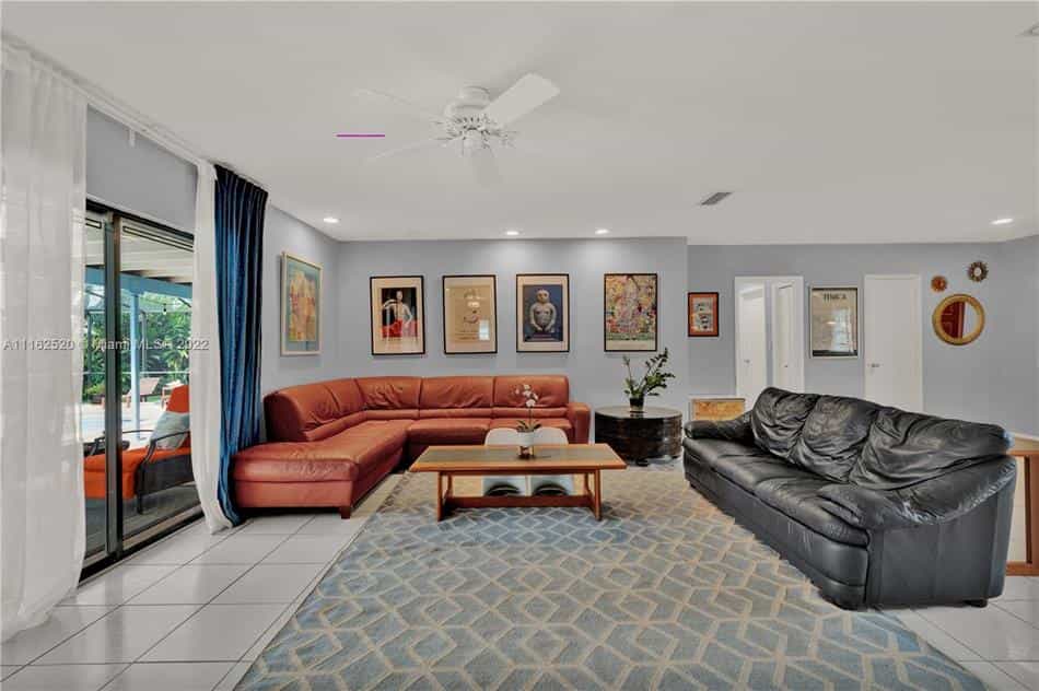 Condominium in Palmetto Bay, Florida 10137587
