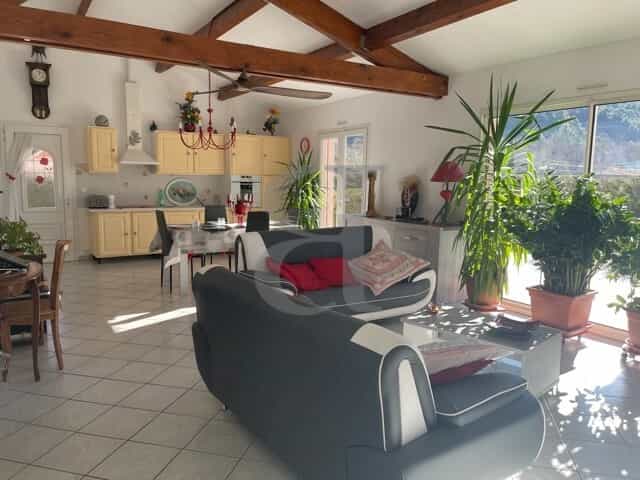 Casa nel Buis-les-Baronnies, Auvergne-Rhône-Alpes 10138090