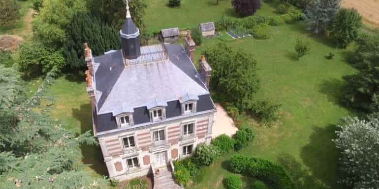 Talo sisään Chateau-du-Loir, Pays de la Loire 10138142