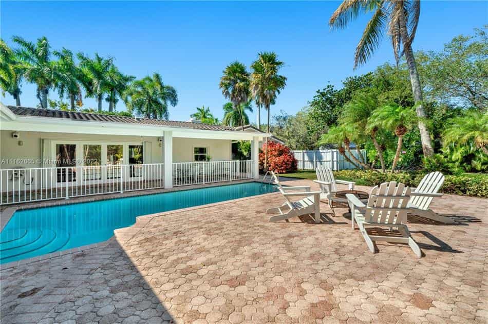 Condominium in Miami, Florida 10138404