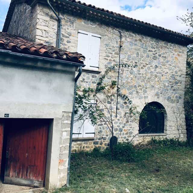 rumah dalam Chalabre, Occitanie 10138552