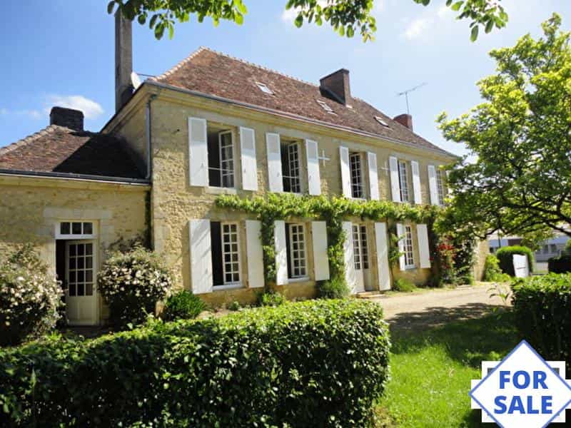 House in Mamers, Pays de la Loire 10138667