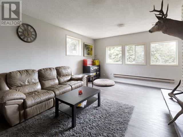 Huis in Powell River, British Columbia 10138779