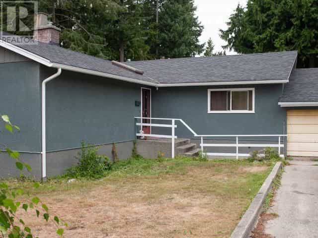 Hus i Powell River, British Columbia 10138779